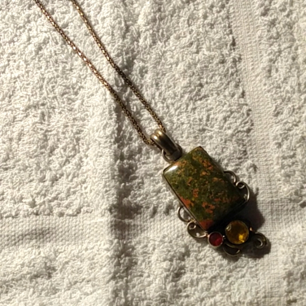 Agate, citrine and garnet necklace